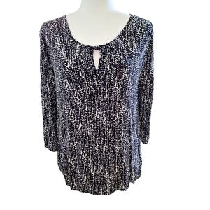 Ann Taylor Black and White Rayon Lyocell Modal Knit Keyhole Neckline Top szM